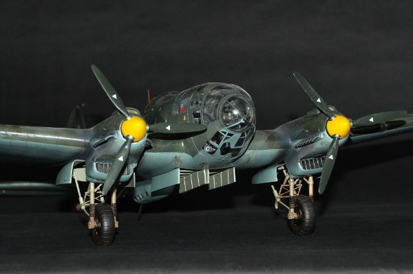 43-HN-Ac-Revell-Heinkel-He111-H6,-1.32