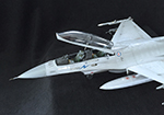 AFV-Klub-F-16B-1.32