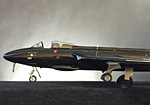Revell--RAF-Black-Arrows-Hawker-Hunter-fn