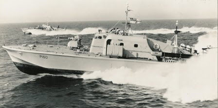 1a--BN-Ma-タミヤ-Vosper-Perkasa-Class-Patrol-Boat-1.72-Pt1