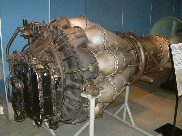 Motore Rolls Royce Derwent montato sul Gloster Meteor F4