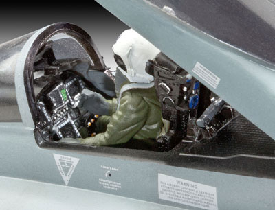 4-HN-Ac-Revell-FA18C-Hornet-1.48