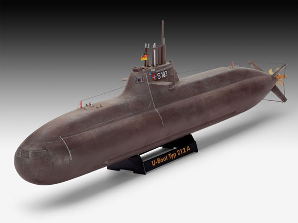 2-HN-Ma-Revell-Tysk-ubåt-klasse-212A-1.144