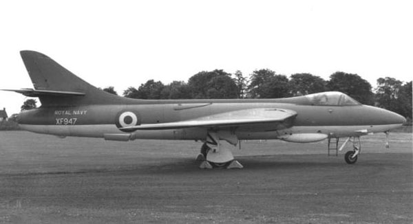 01g BN Ac Revell Hawker Hunter Miss Demeanor 1.32 Pt1