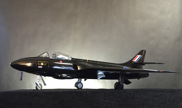 1 BN-Ac-Revell- RAF ลูกศรสีดำ Hawker Hunter 1.32