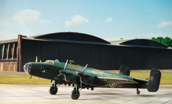 3 HN-Ac-Revell-HP Halifax B.Mk.III 1.72