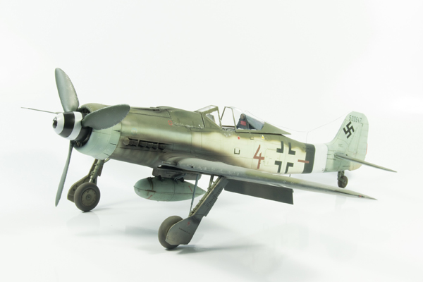 2 BN-Ac-Revell-Focke-Wulf Fw190D-9 1.32 نقطة 1