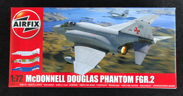 Airfix McDonnell Douglas Phantom FGR-2：1-スケールモデリングを今すぐ