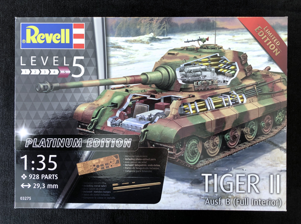Revell Tiger II, Ausf B Full Interior Platinum Edisi 1:35