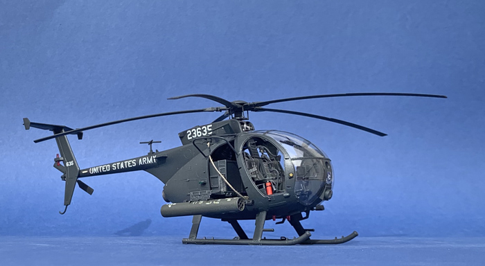 Kitty Hawk AH-6J / MH-6J Burung Kecil Penguntit Malam 1:35