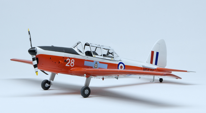 Airfix De Havilland 花栗鼠 T.10 1:48