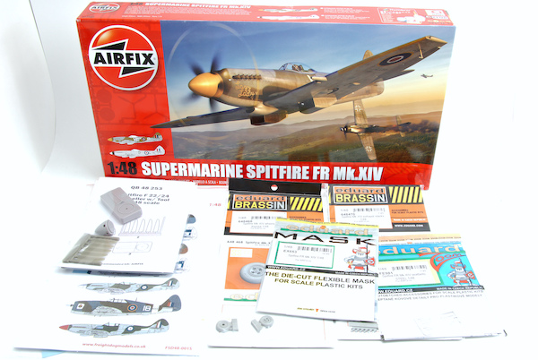 एयरफिक्स सुपरमरीन स्पिटफायर FR.Mk XIVe 1:48